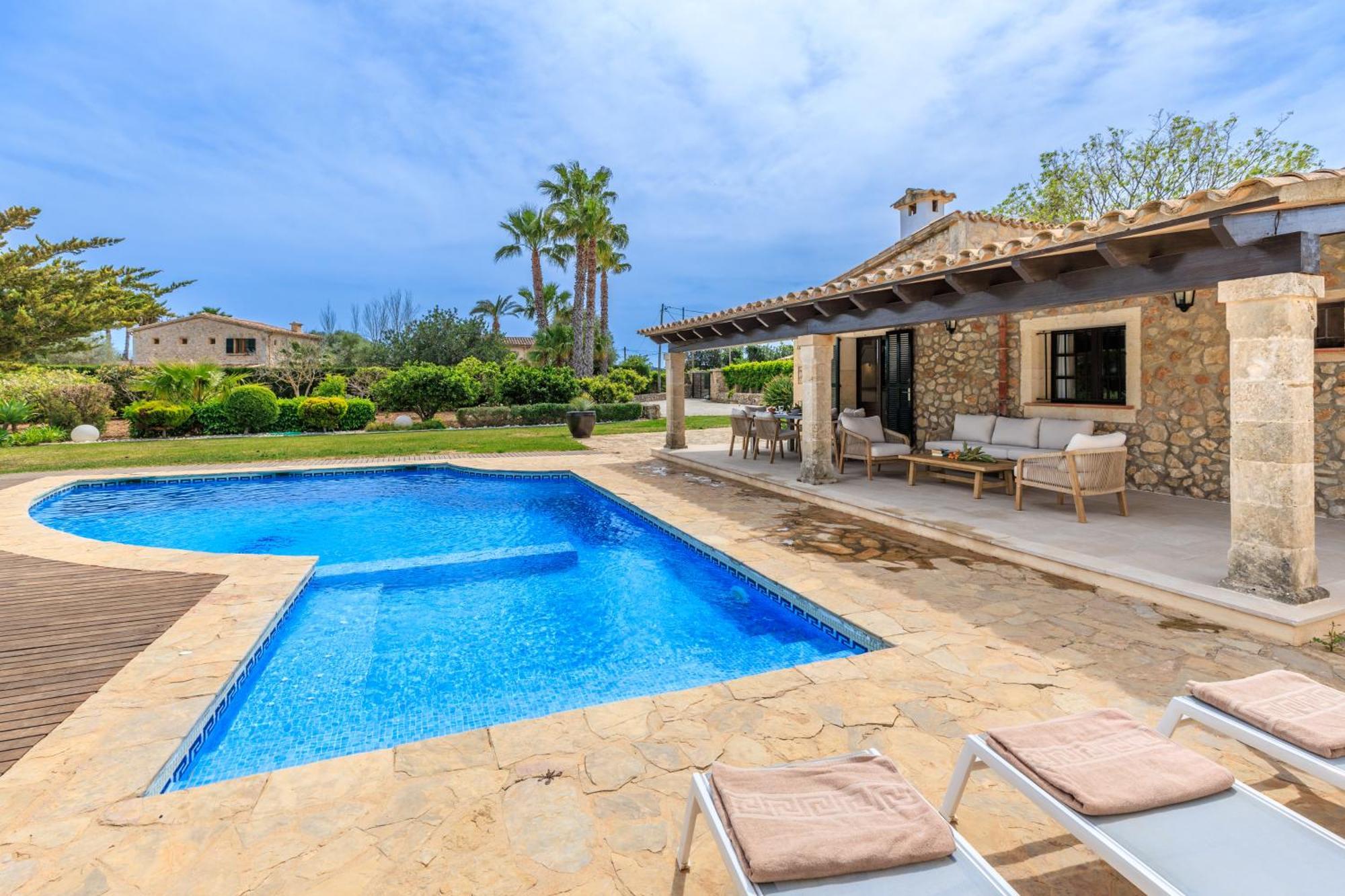 Villa Benvingut By Sealand Villas Port de Pollença Exterior foto